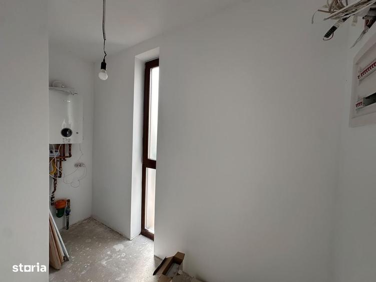 Casă cu 4 camere în Central