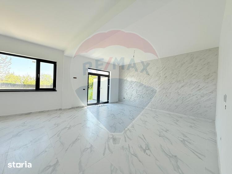 Casă cu 5 camere cu Teren 578 Mp în Cornetu