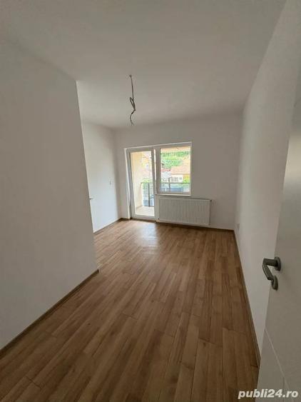 Casă cu 4 camere cu Teren 300 Mp în Central