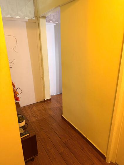 Apartament cu 3 camere decomandat în Est
