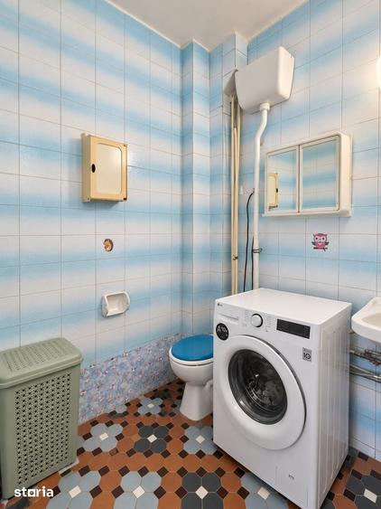 Casă cu Teren 250 Mp în Tei