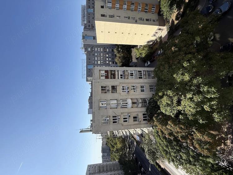 Garsonieră decomandată în Octavian Goga