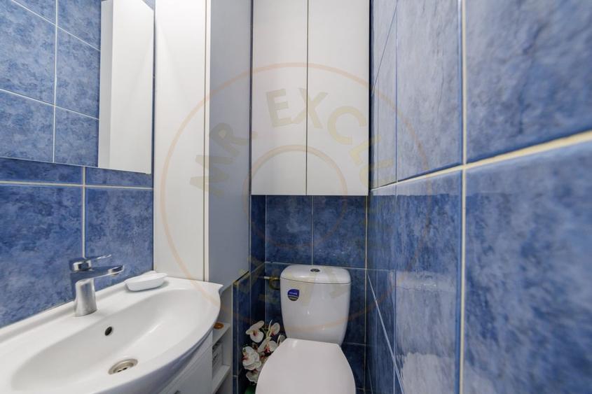 Apartament cu 3 camere decomandat, mobilat în Prundu