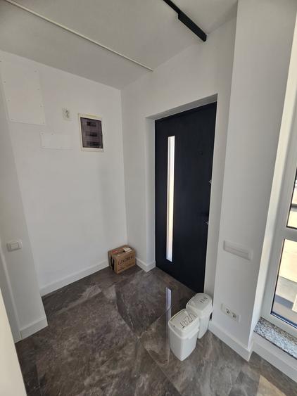 Casă cu 4 camere cu Canalizare în Tunari