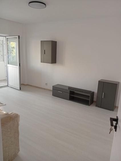 Apartament cu 2 camere decomandat în Ultracentral