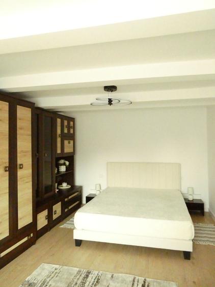 Apartament cu 2 camere semidecomandat în Obcini