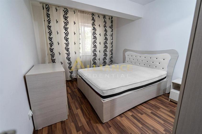 Apartament cu 2 camere decomandat, mobilat în Central