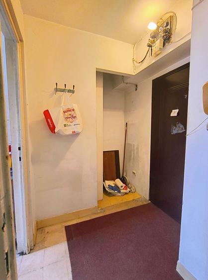 Apartament cu 2 camere semidecomandat în Gara de Nord
