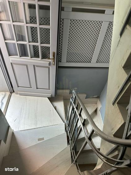 Casă cu 6 camere cu Teren 220 Mp în Dorobanți