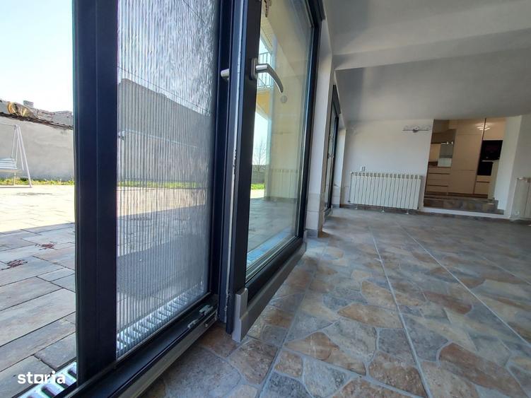 Casă cu 4 camere în Simeria