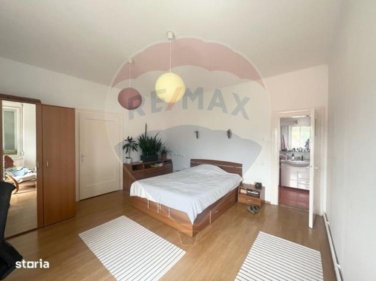 Apartament cu 4 camere, mobilat în Sub Arini