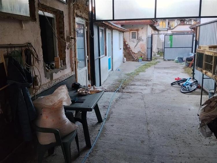 Casă cu 4 camere cu Teren 532 Mp în Central