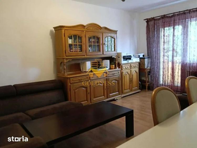 Apartament cu 3 camere decomandat, mobilat în Zorilor