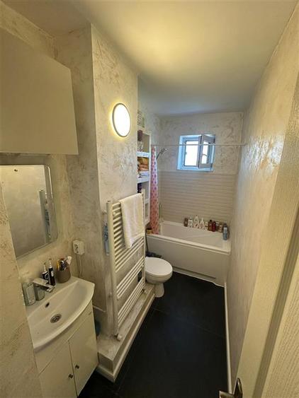 Apartament cu 2 camere semidecomandat în Decebal