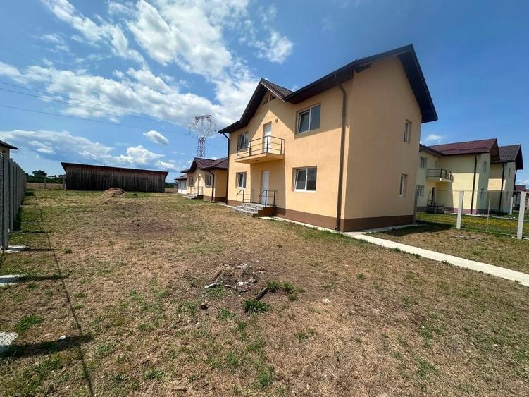 Casă cu 6 camere cu Teren 986 Mp în Central