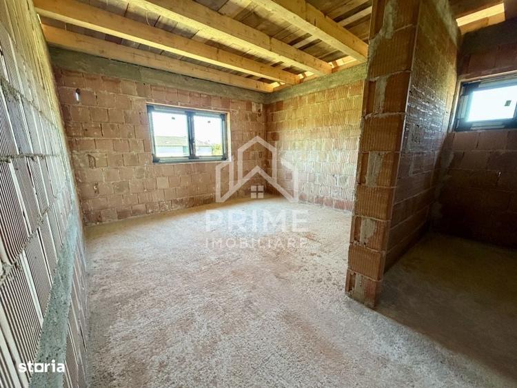 Casă cu 4 camere în Oarda