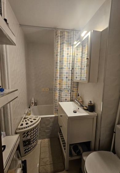 Apartament cu 2 camere decomandat, mobilat în Berceni