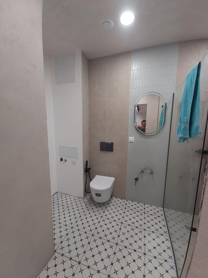 Apartament cu 2 camere semidecomandat în Florești