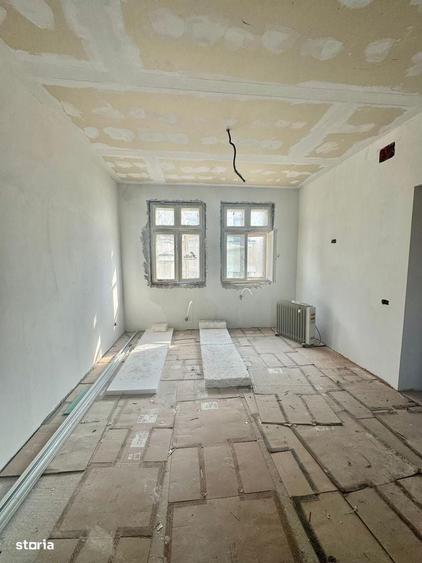 Casă cu 4 camere în Uiești