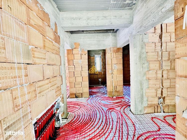Casă cu 3 camere cu Teren 295 Mp în Central
