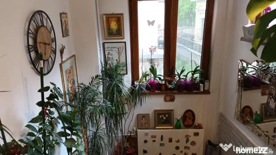 Apartament cu 3 camere decomandat în Știrbei Vodă