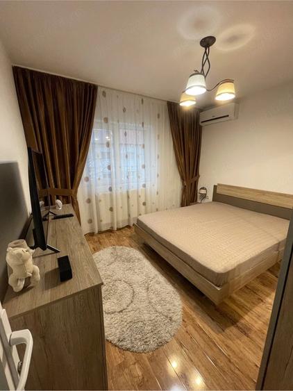 Apartament cu 2 camere decomandat în Lipovei