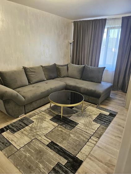 Apartament cu 2 camere decomandat în Crângași