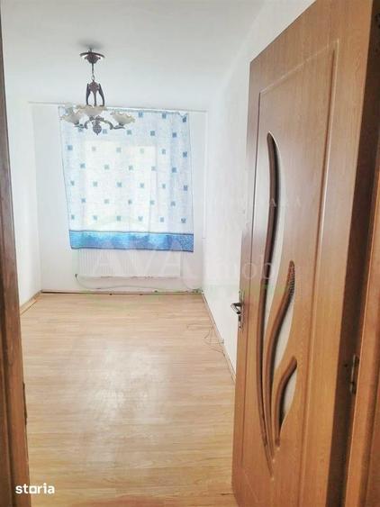 Apartament 3 camere semidecomandat, zona Neagoe Voda - 2