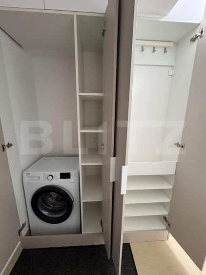 Apartament cu 3 camere decomandat, mobilat în Bună Ziua
