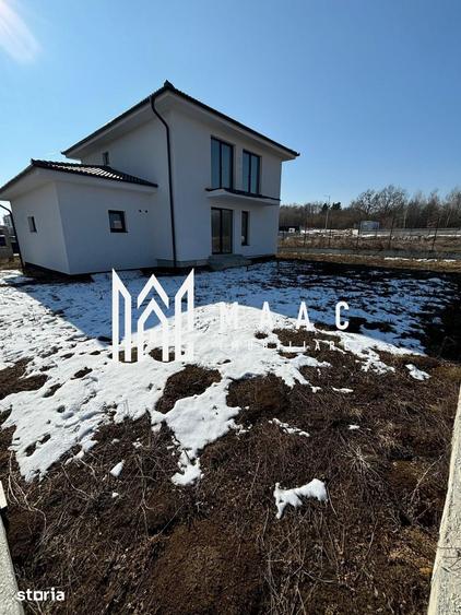 Casă cu 4 camere cu Teren 501 Mp în Central