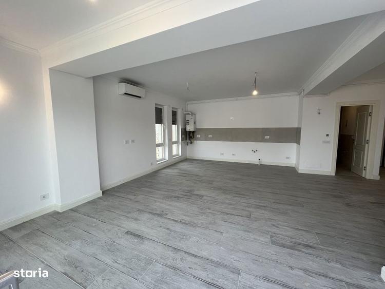 Apartament cu 3 camere în Girocului