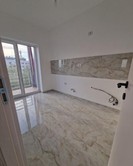 Apartament cu 2 camere semidecomandat în Titan