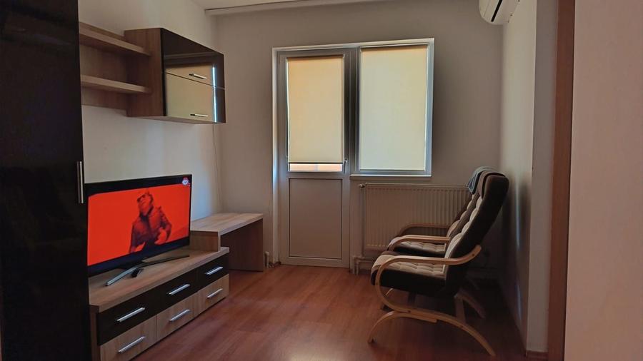 Apartament cu 2 camere semidecomandat în Exterior Vest