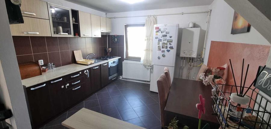 Vand apartament 3 camere decomandat - 4
