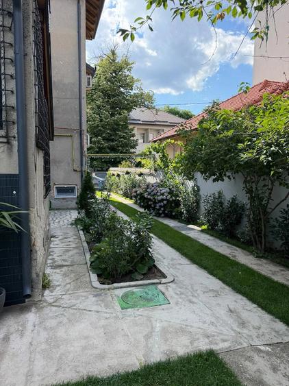 Casă cu 3 camere cu Teren 160 Mp în Floreasca