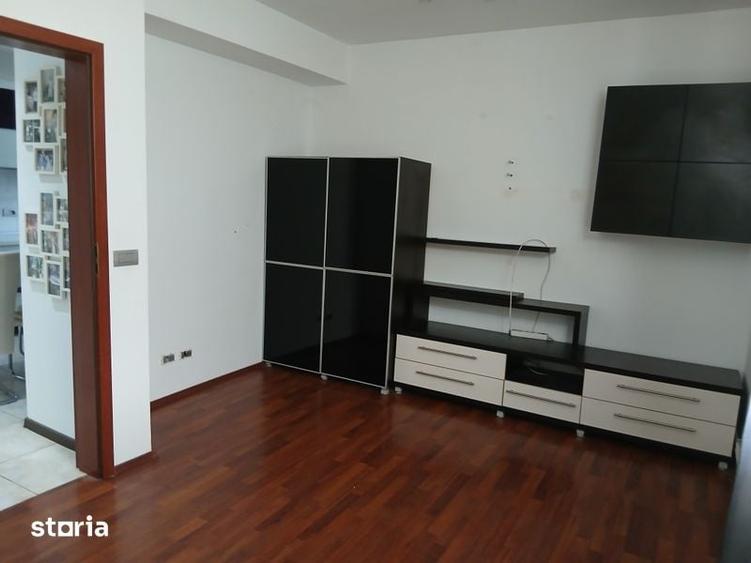 Apartament cu 2 camere decomandat în Plaiul Vulcanești