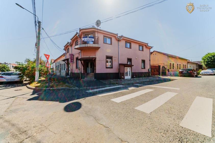 Casă cu 5 camere cu Canalizare în Pârneava
