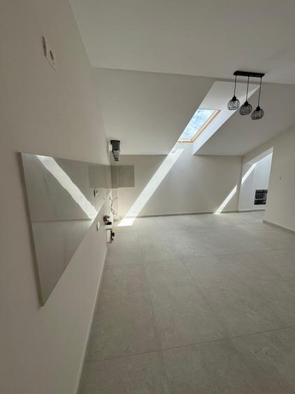 Apartament cu 3 camere decomandat în Braytim