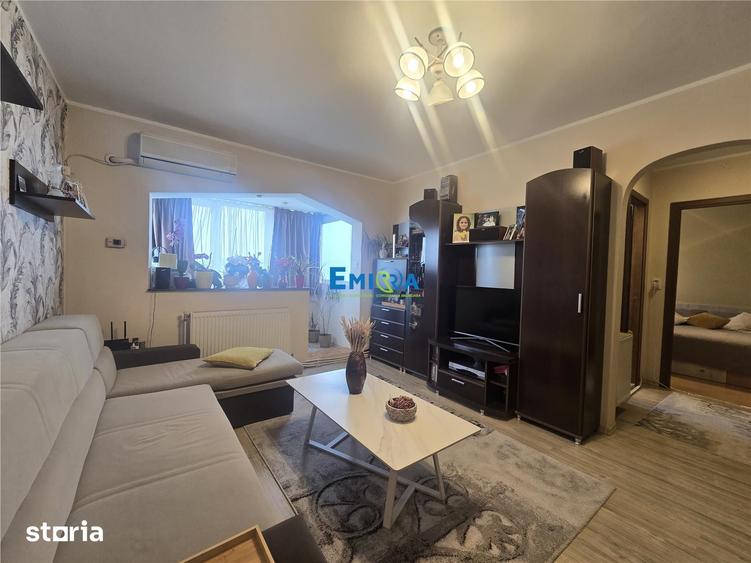 Apartament cu 2 camere semidecomandat în Cornișa