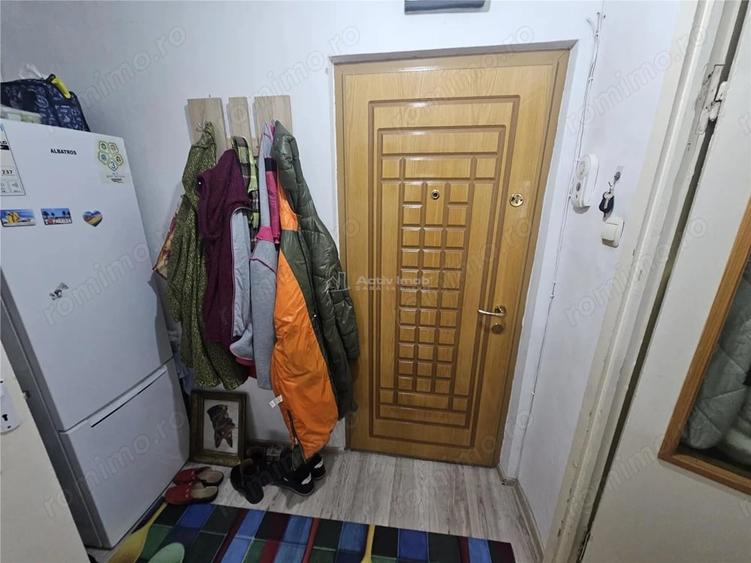 Garsonieră decomandată în Calea Caransebeșului
