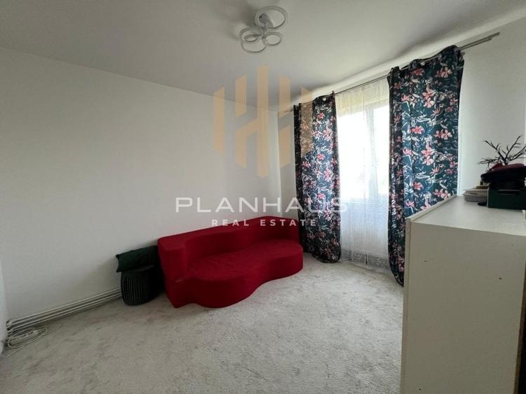 Apartament cu 3 camere decomandat în Săsar