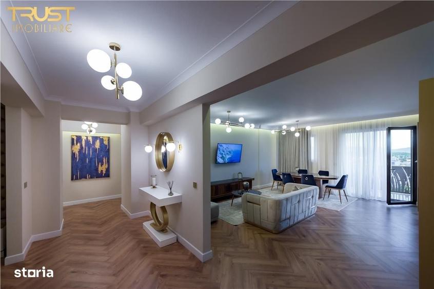 Apartament cu 4 camere decomandat în Central