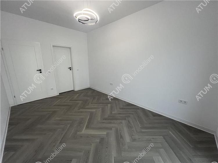 Apartament cu 3 camere decomandat în Șelimbăr