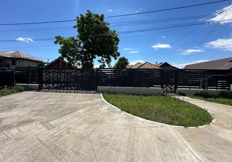 Casă individuală cu 5 camere cu Teren 500 Mp în Căpățânești