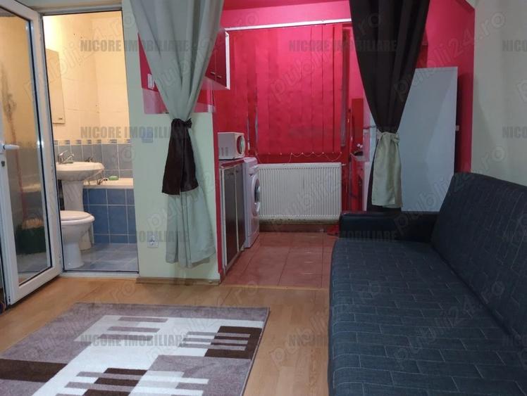 Garsonieră semidecomandată în Soarelui