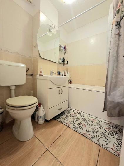 Apartament cu 4 camere decomandat, mobilat în Codlea