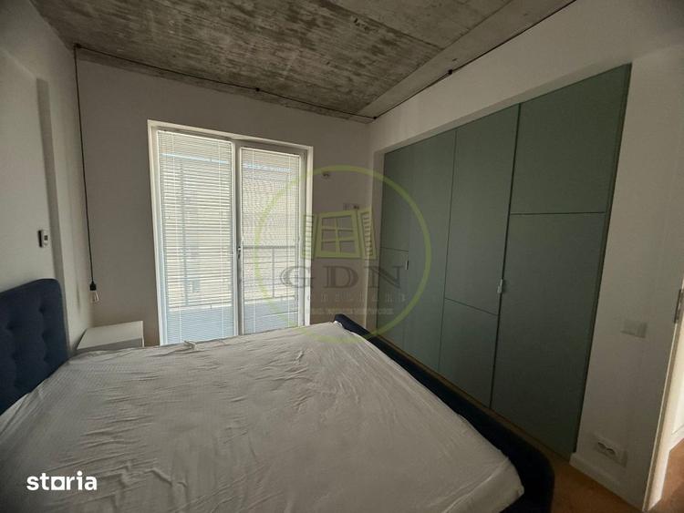 Apartament cu 3 camere, mobilat în Craiovița Nouă