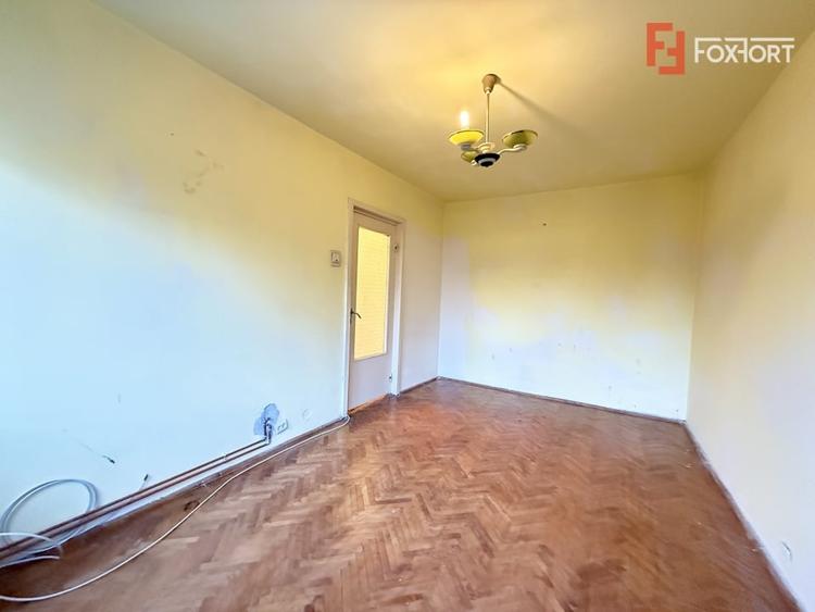 Apartament cu 2 camere semidecomandat în Cetății