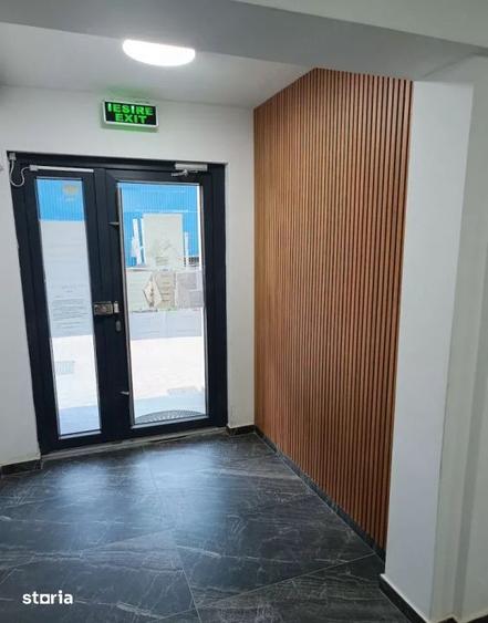 Apartament cu 3 camere semidecomandat, mobilat în Metalurgiei