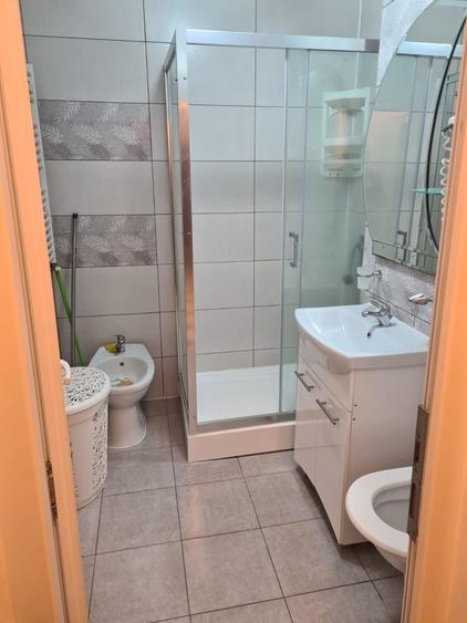 Apartament cu 2 camere decomandat în Exterior Vest